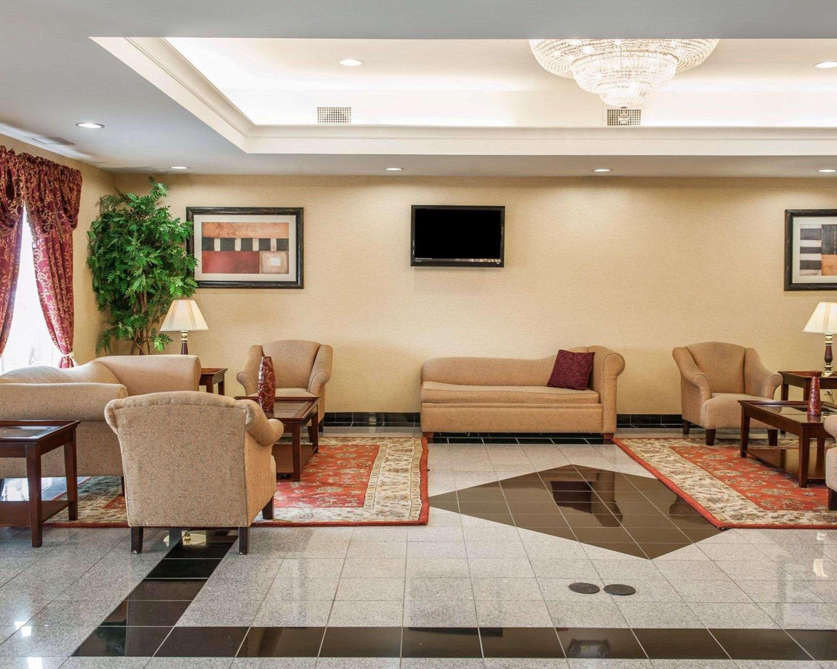Comfort Suites Near Indianapolis Airport Экстерьер фото